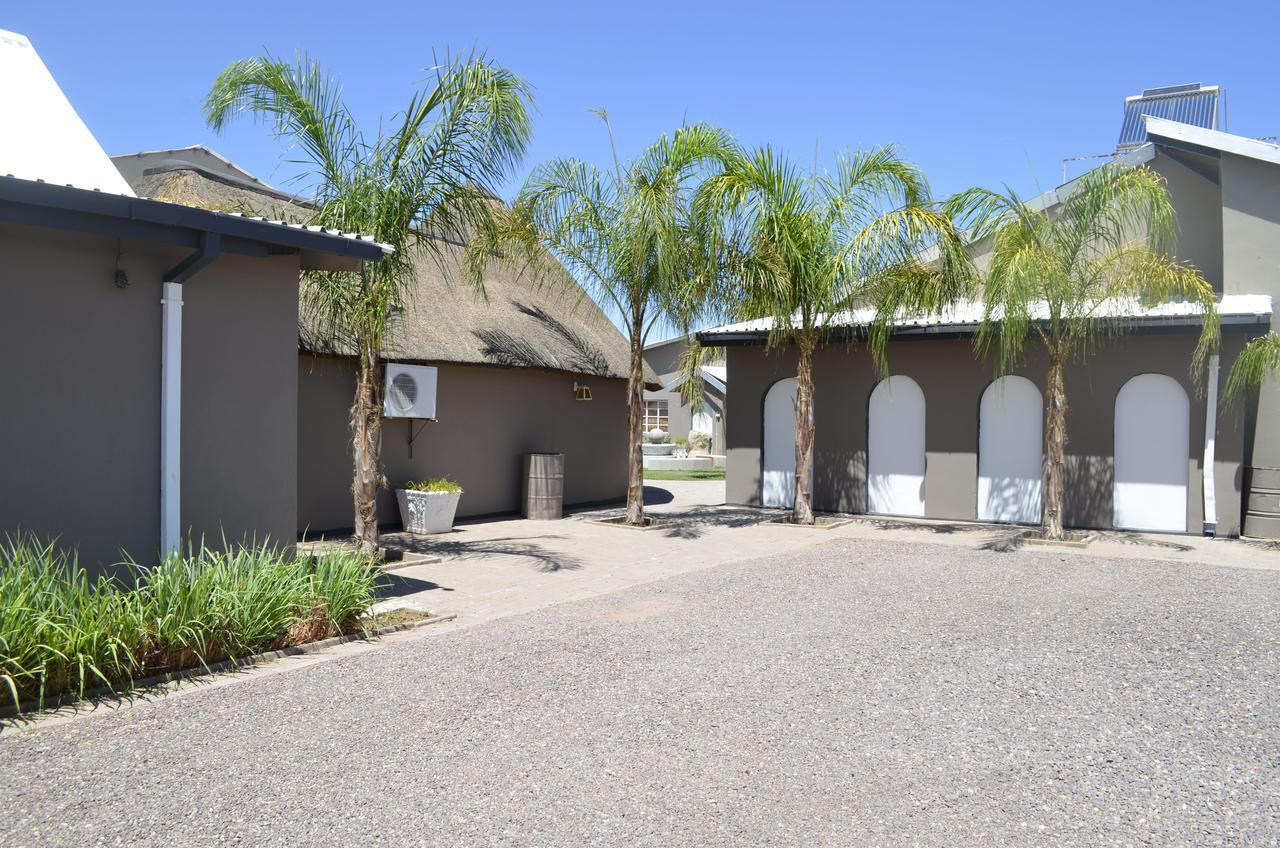 Mariental Hotel Cc Exterior foto