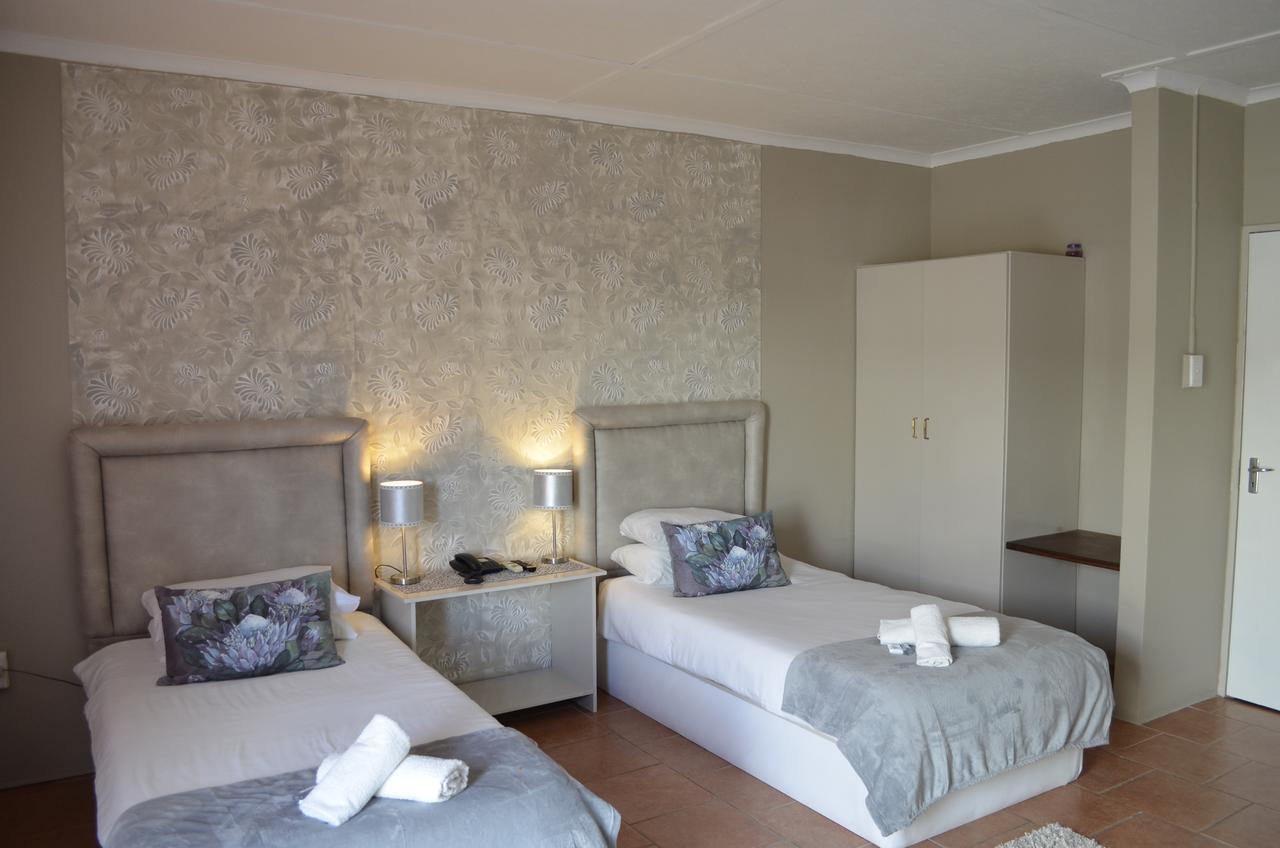 Mariental Hotel Cc Exterior foto